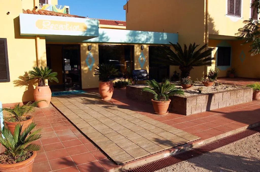 Hotel Smeraldo Cala Gonone 3*,