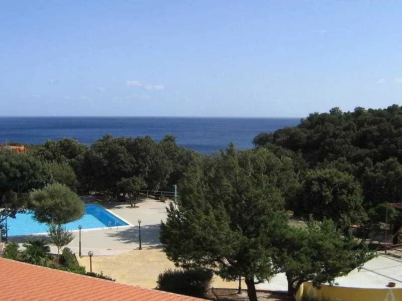 Hotel Smeraldo Cala Gonone 3*,