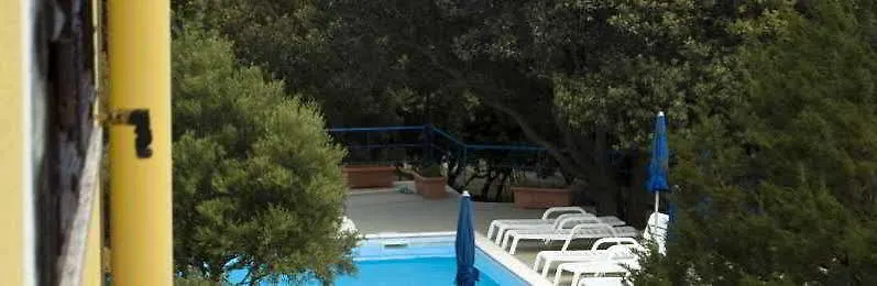 Hotel Smeraldo Cala Gonone 3*,